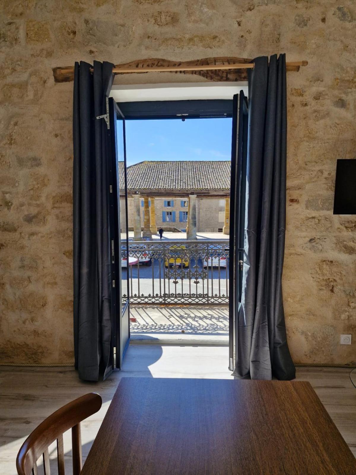 Eden Auberge Villefranche-du-Périgord Екстериор снимка