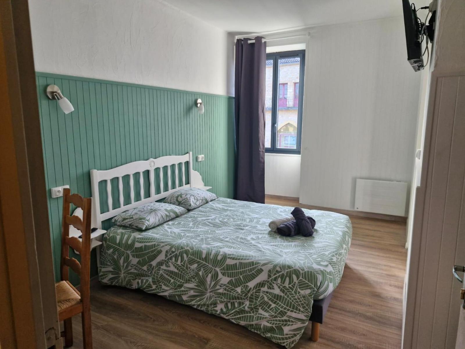 Eden Auberge Villefranche-du-Périgord Екстериор снимка